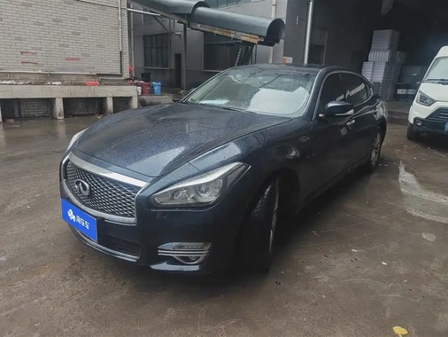 Infiniti Q70 2017