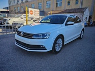 Volkswagen Sagitar 2015