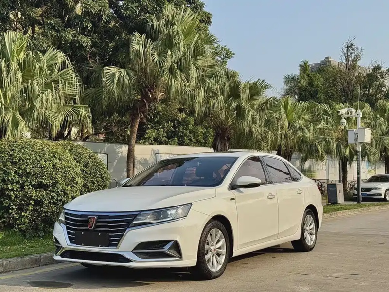 Roewe i6