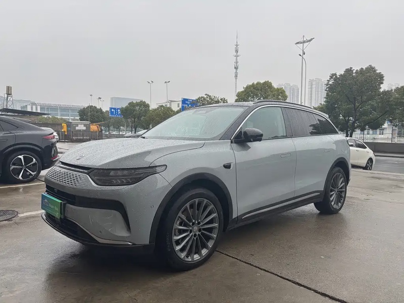 Leapmotor C11