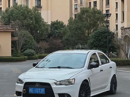 Mitsubishi Lancer EX 2016