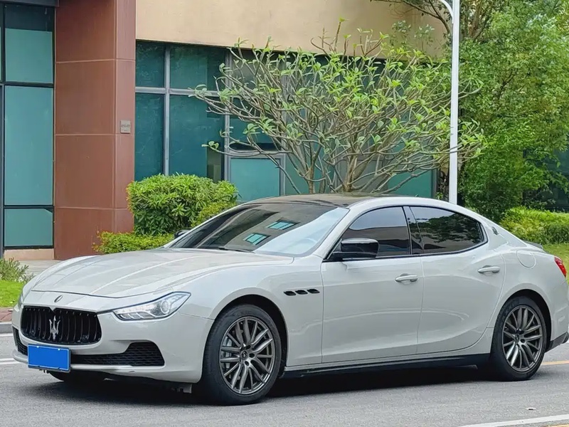 Maserati Ghibli
