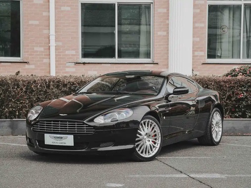 Aston Martin DB9 2010