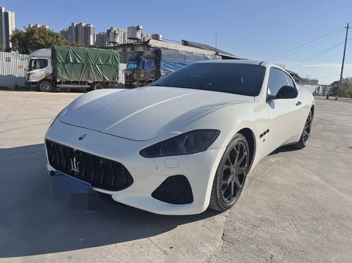Maserati GranTurismo 2012