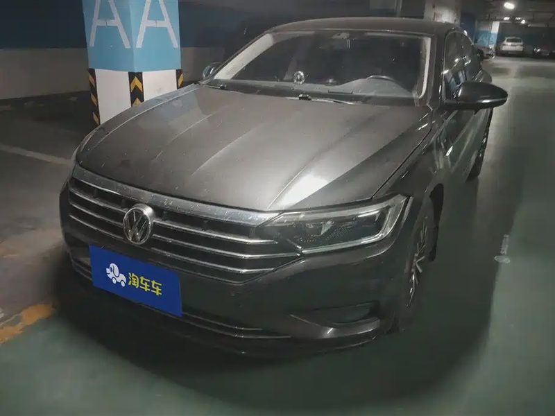 Volkswagen Sagitar