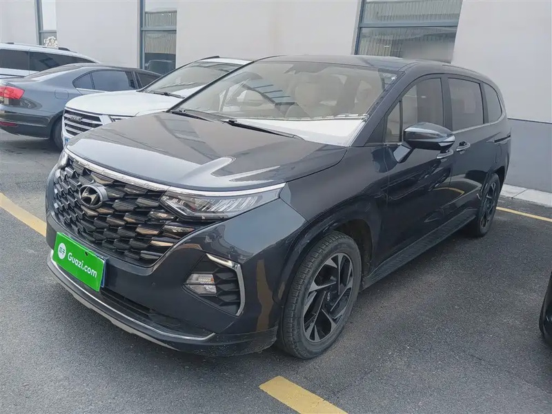 Hyundai Custo