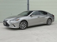 Lexus ES 2021