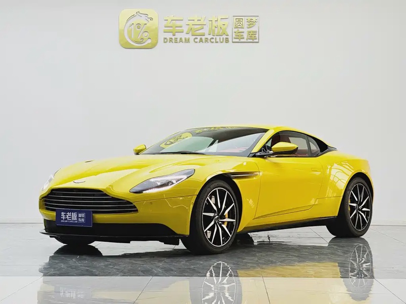 Aston Martin DB11