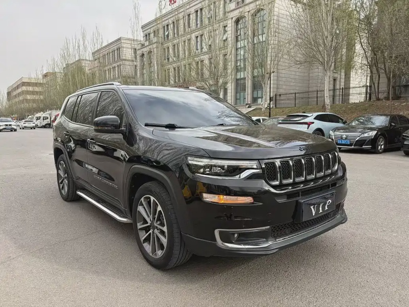 Jeep Grand Commander