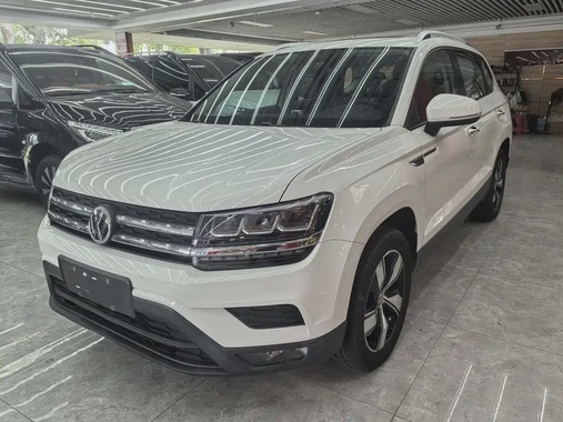 Volkswagen Tharu 2020