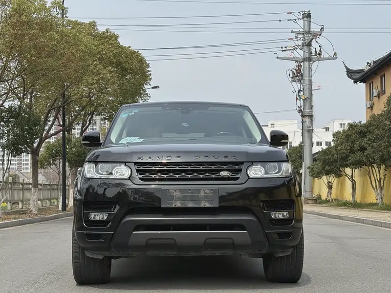 Land Rover Sport