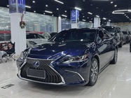 Lexus ES 2019
