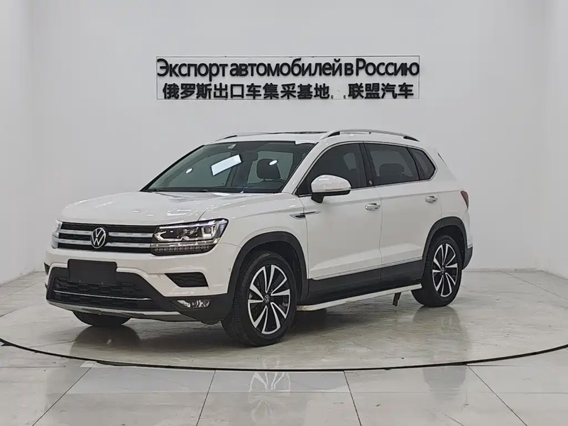 Volkswagen Tharu