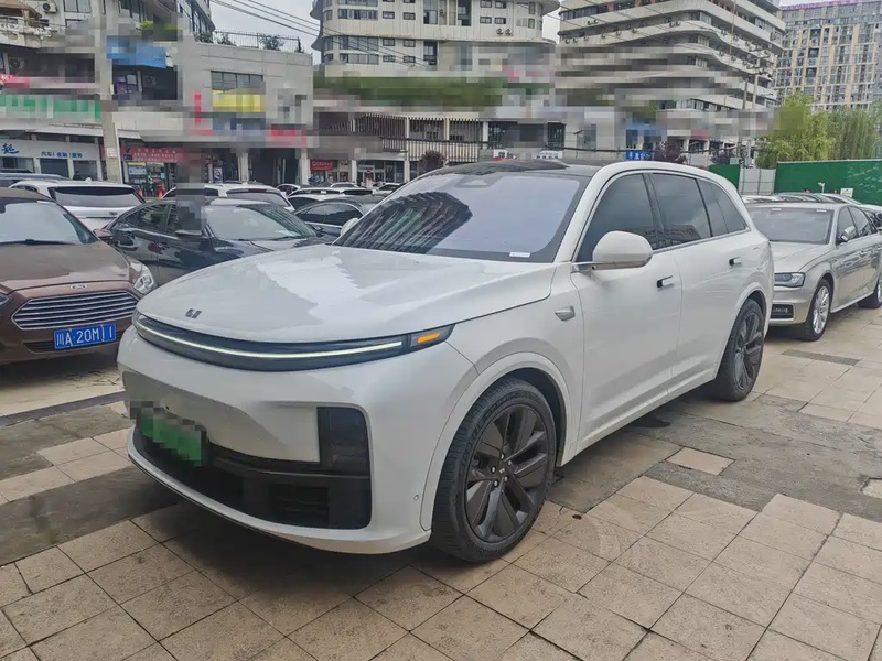Li Auto L7