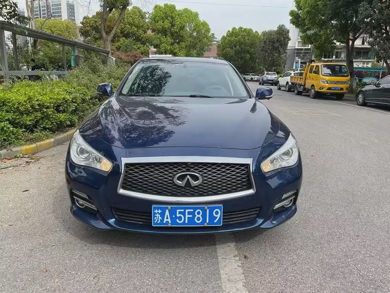 Infiniti Q50