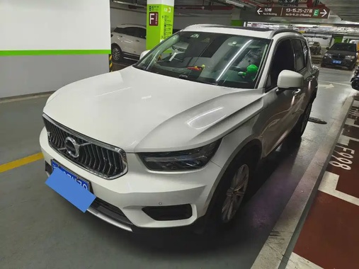 Volvo XC40 2019