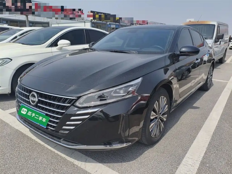 Nissan Teana