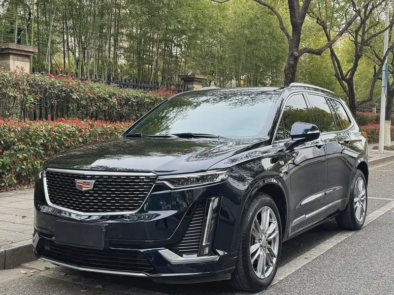 Cadillac XT6