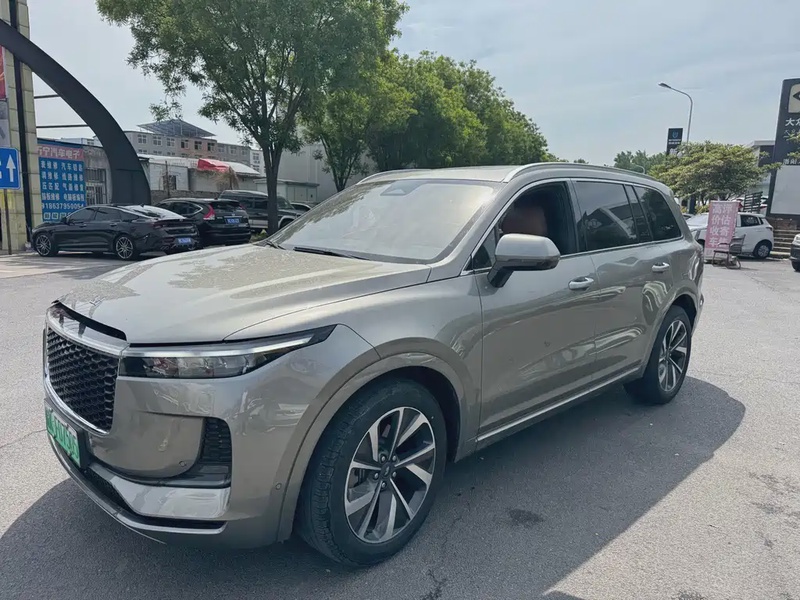 Li Auto ONE