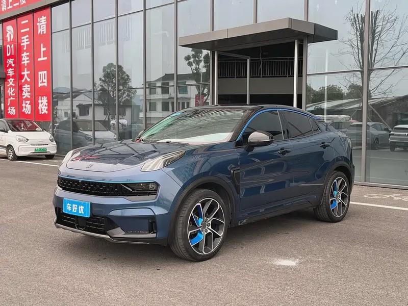 Lynk & Co 05