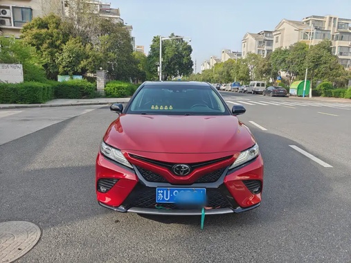 Toyota Camry 2019