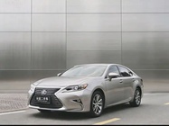 Lexus ES 2016