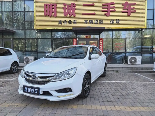 BYD Surui 2015
