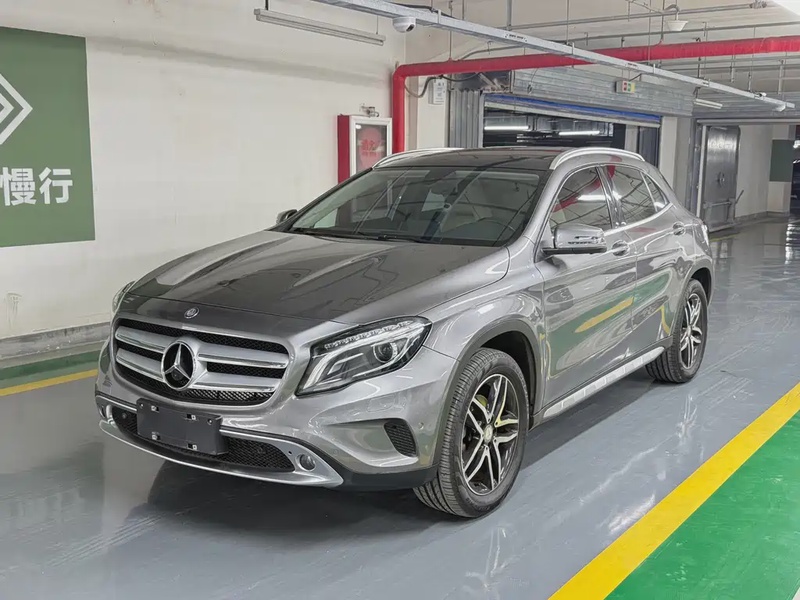 Mercedes-Benz GLA-Class