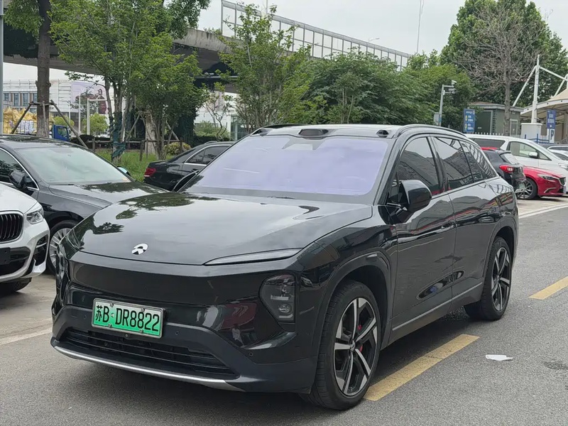NIO ES7