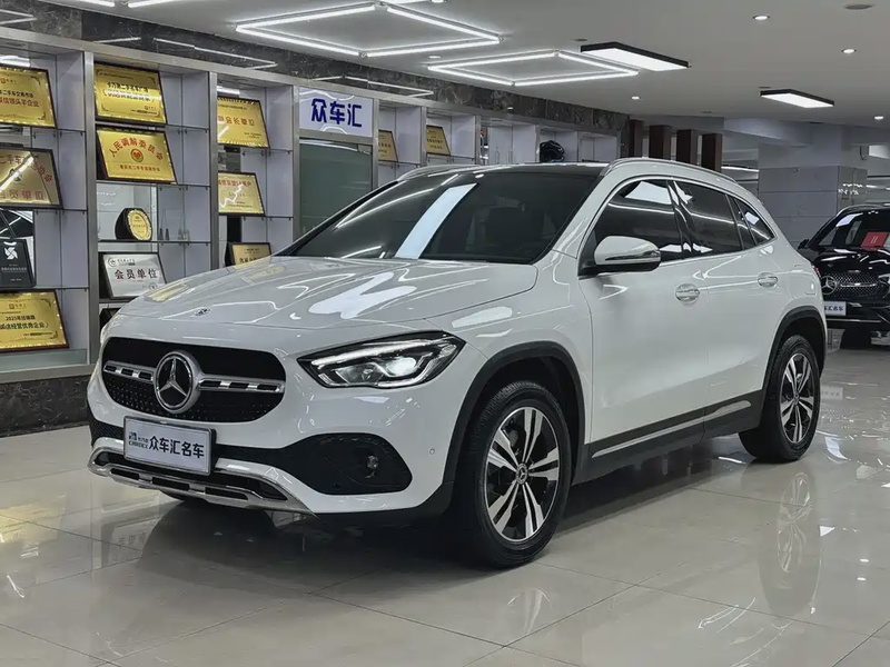 Mercedes-Benz GLA-Class