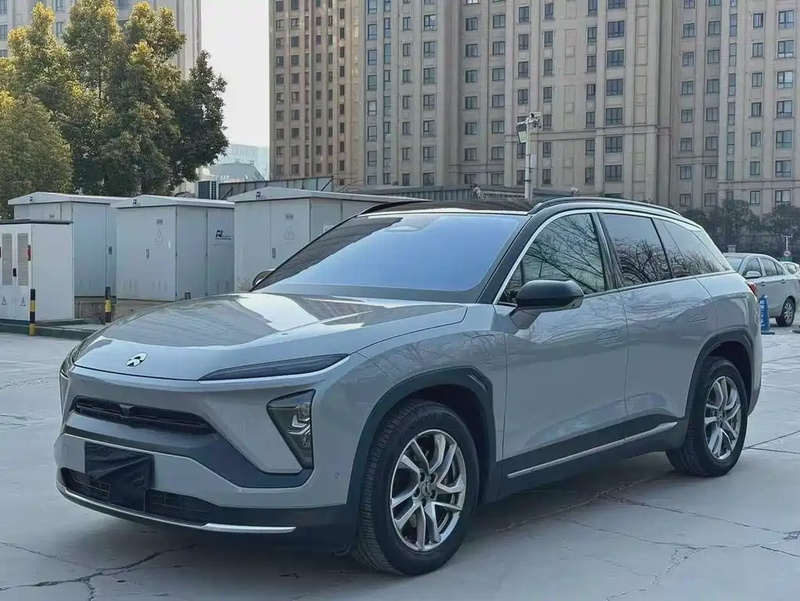 NIO ES6