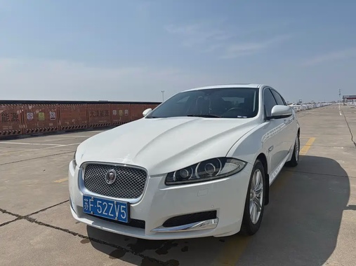 Jaguar XF 2016