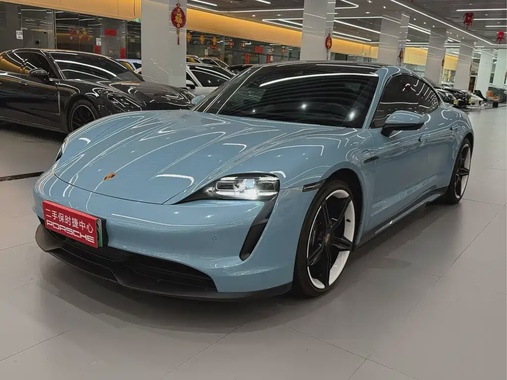 Porsche Taycan 2022