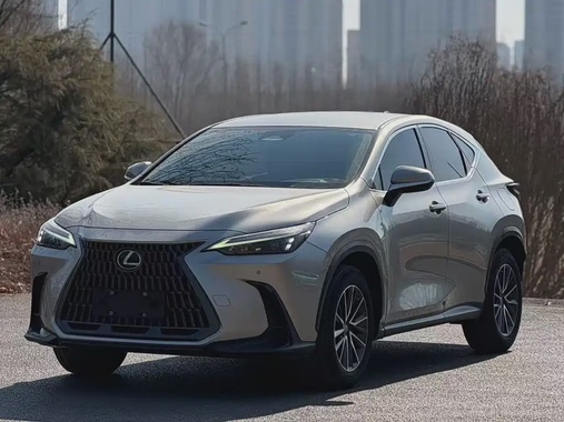Lexus NX 2023