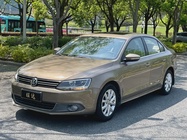 Volkswagen Sagitar 2013