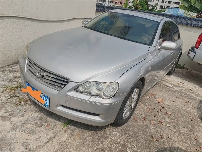 Toyota Reiz