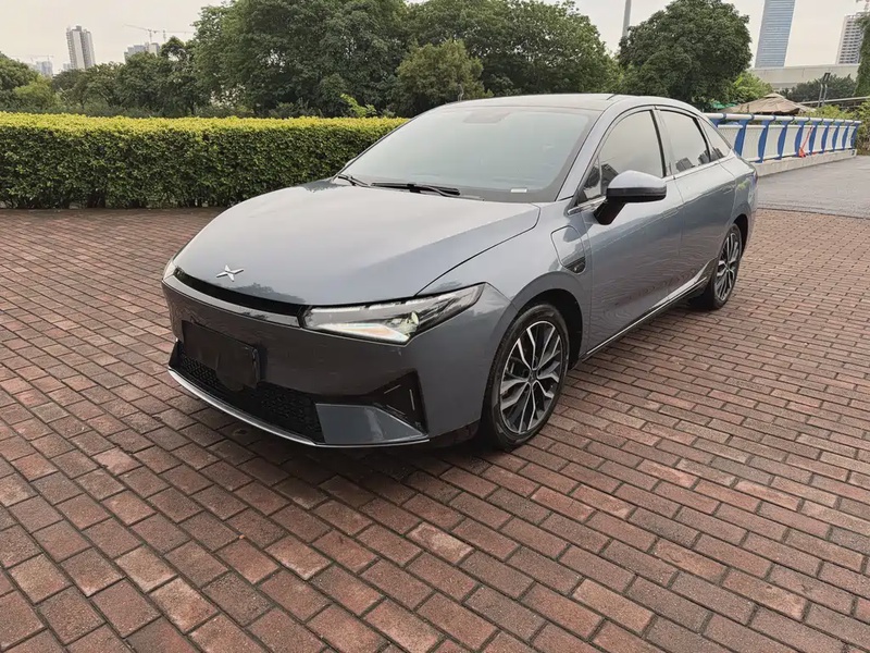 XPeng P5