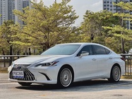 Lexus ES 2020