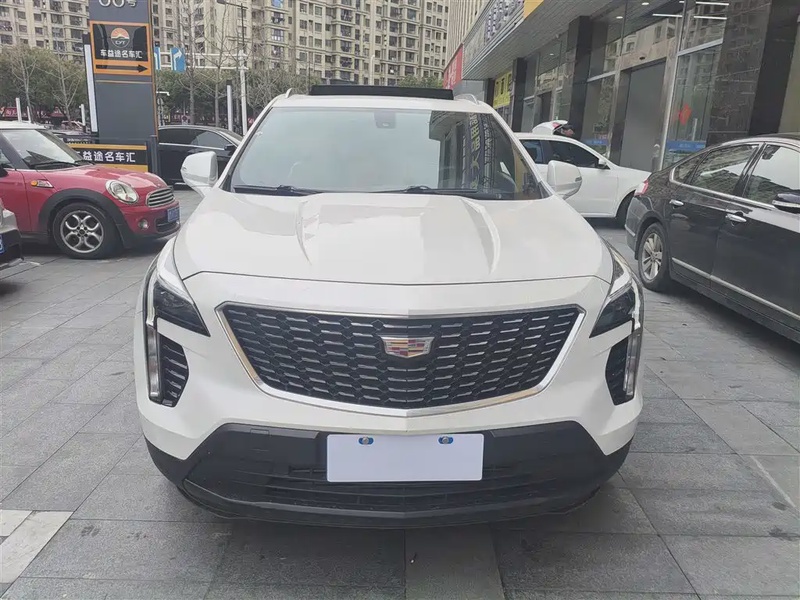 Cadillac XT4