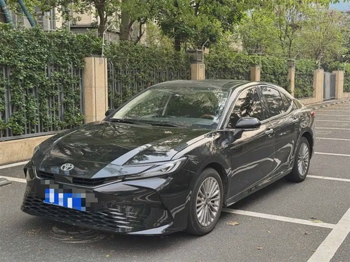 Toyota Camry 2024