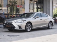 Lexus ES 2025