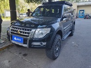 Mitsubishi Pajero 2018
