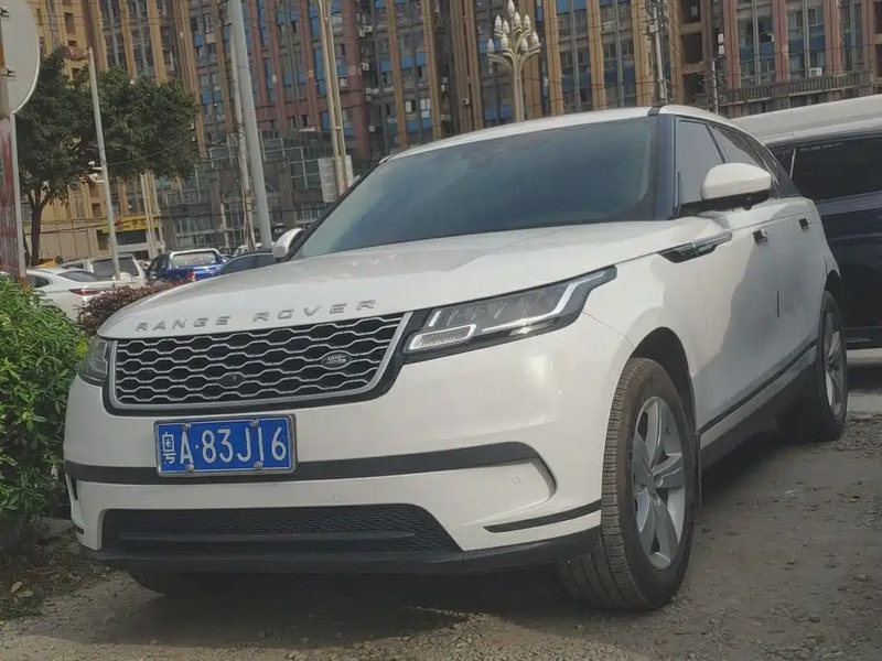 Land Rover Velar