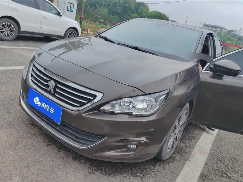 Peugeot 408