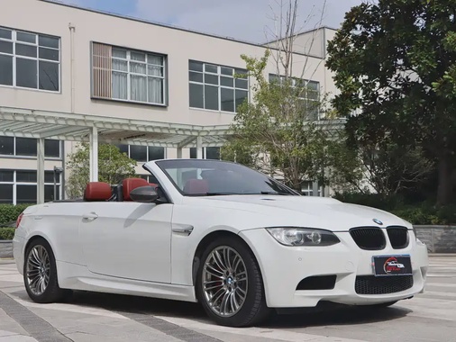 BMW M3 2011