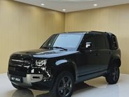 Land Rover Defender 2024