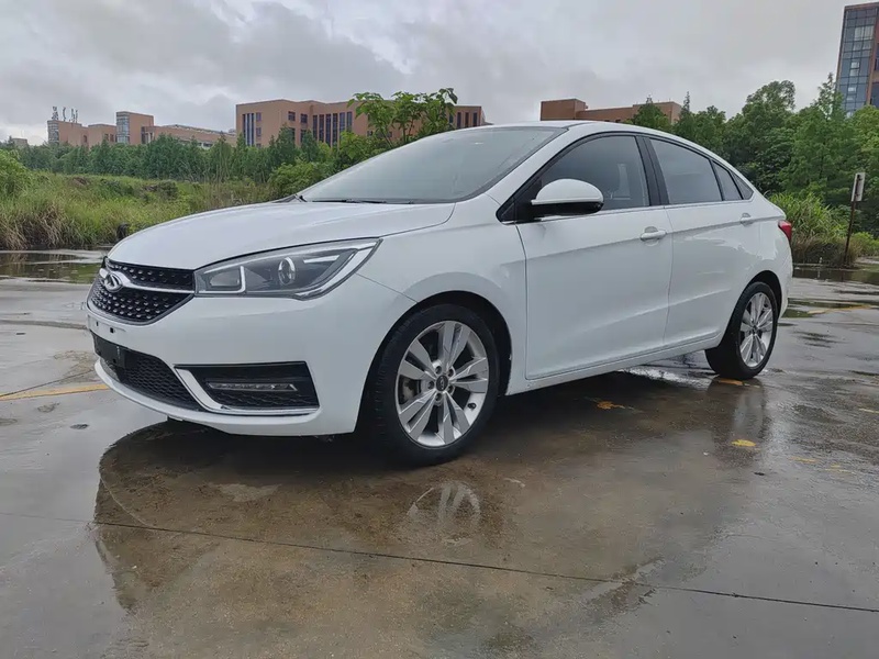 Chery Arrizo 5