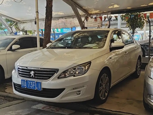 Peugeot 408 2016
