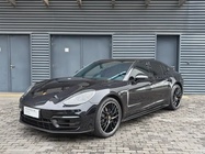 Porsche Panamera 2023
