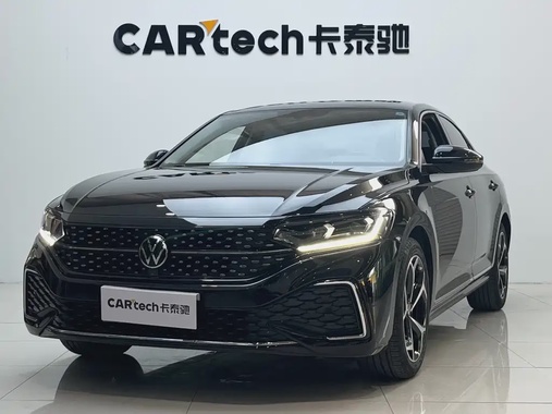 Volkswagen Passat 2023